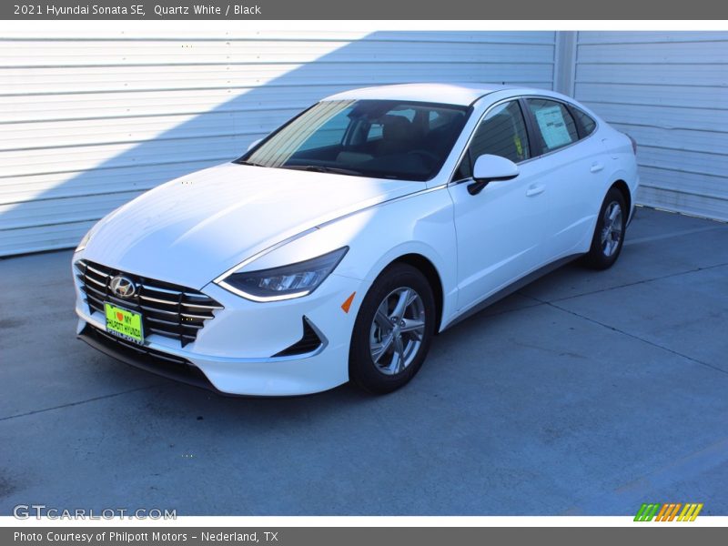 Quartz White / Black 2021 Hyundai Sonata SE