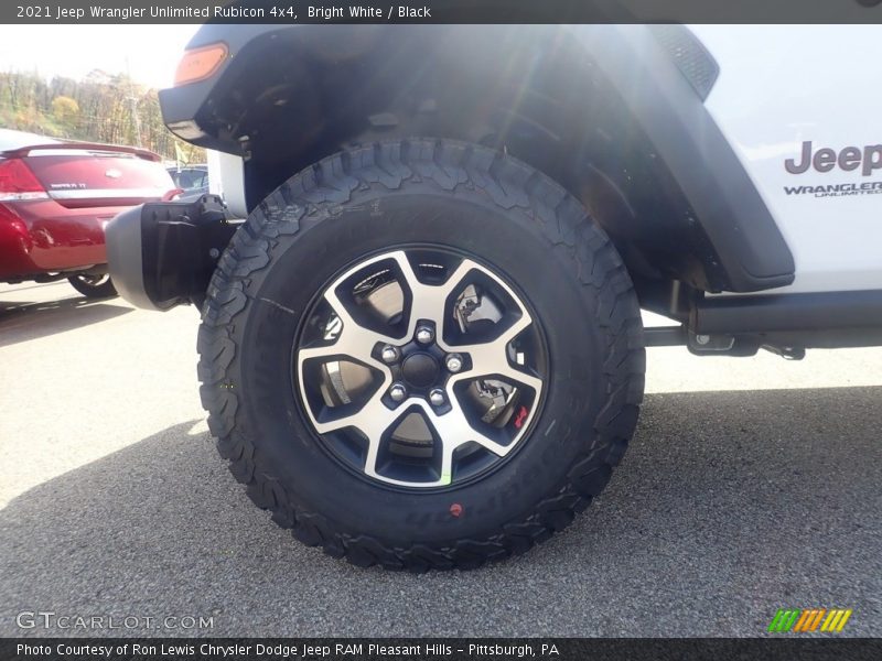 Bright White / Black 2021 Jeep Wrangler Unlimited Rubicon 4x4