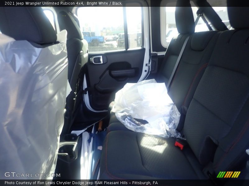 Bright White / Black 2021 Jeep Wrangler Unlimited Rubicon 4x4