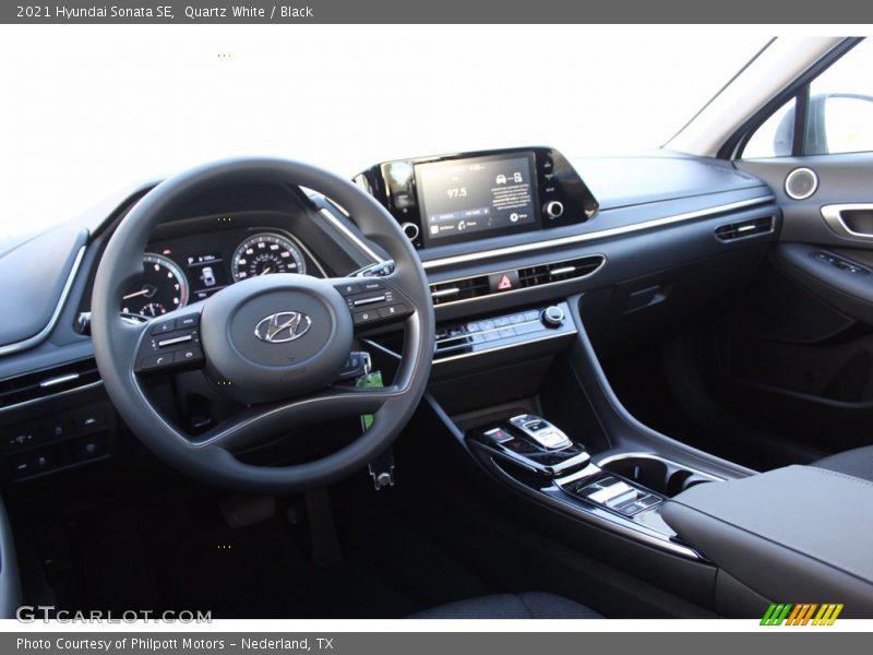 Quartz White / Black 2021 Hyundai Sonata SE