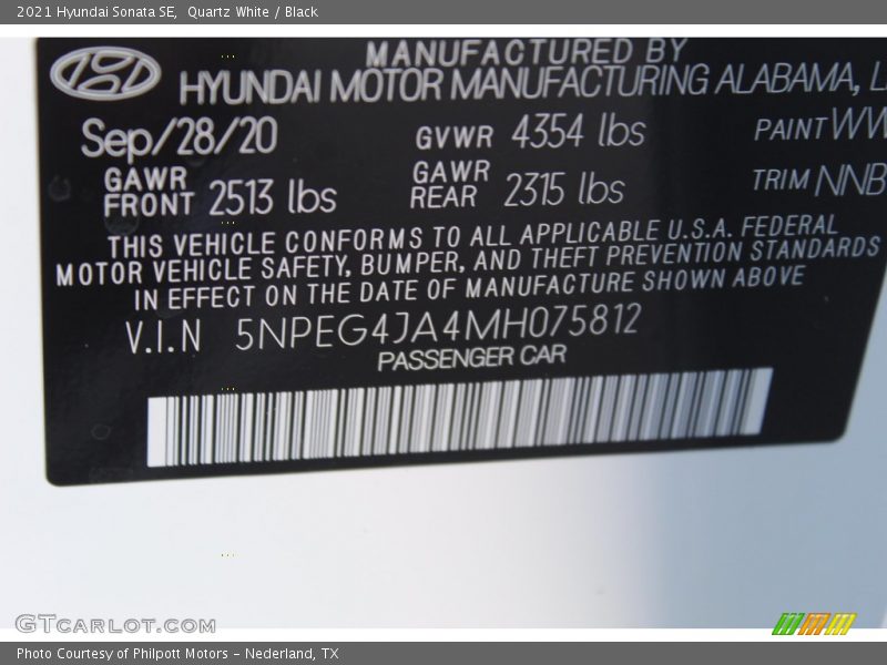 Quartz White / Black 2021 Hyundai Sonata SE