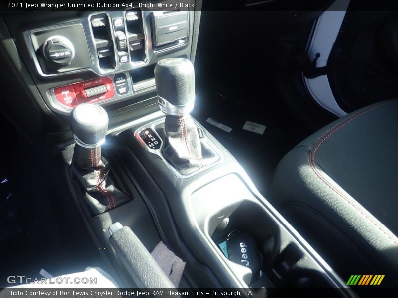 Bright White / Black 2021 Jeep Wrangler Unlimited Rubicon 4x4