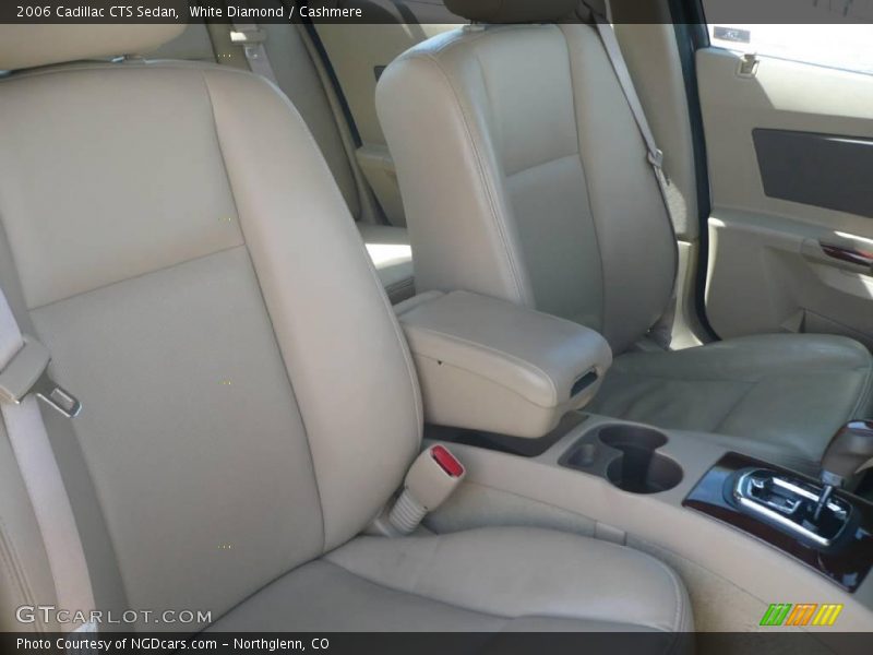 White Diamond / Cashmere 2006 Cadillac CTS Sedan