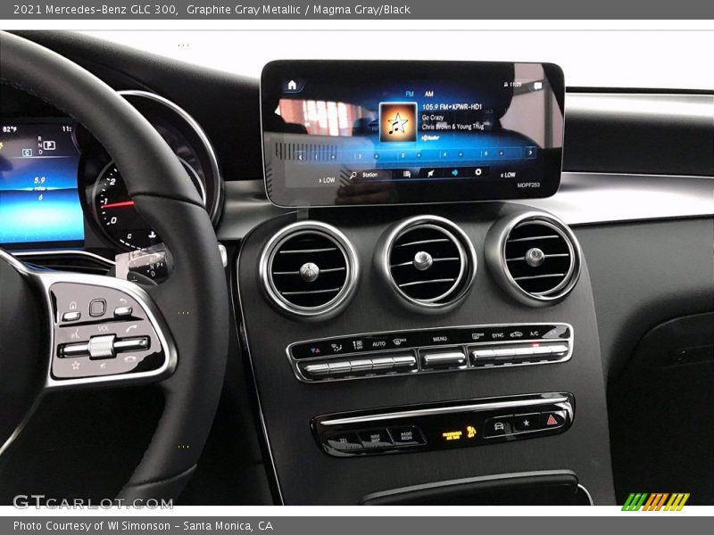 Graphite Gray Metallic / Magma Gray/Black 2021 Mercedes-Benz GLC 300