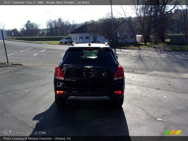 Mosaic Black Metallic / Jet Black 2017 Chevrolet Trax LT AWD