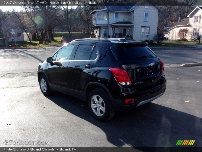 Mosaic Black Metallic / Jet Black 2017 Chevrolet Trax LT AWD