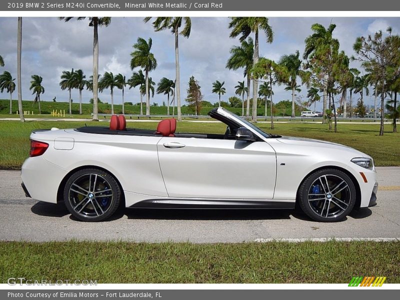  2019 2 Series M240i Convertible Mineral White Metallic