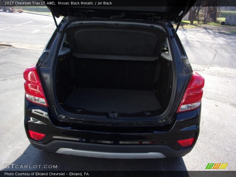 Mosaic Black Metallic / Jet Black 2017 Chevrolet Trax LT AWD