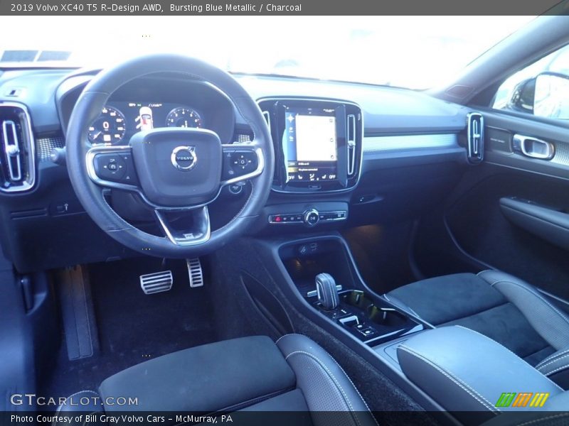 Bursting Blue Metallic / Charcoal 2019 Volvo XC40 T5 R-Design AWD