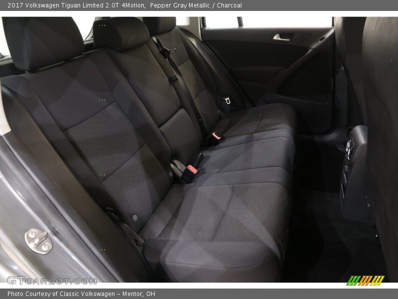 Pepper Gray Metallic / Charcoal 2017 Volkswagen Tiguan Limited 2.0T 4Motion