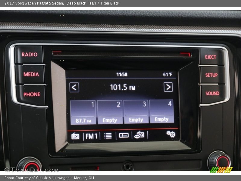 Deep Black Pearl / Titan Black 2017 Volkswagen Passat S Sedan