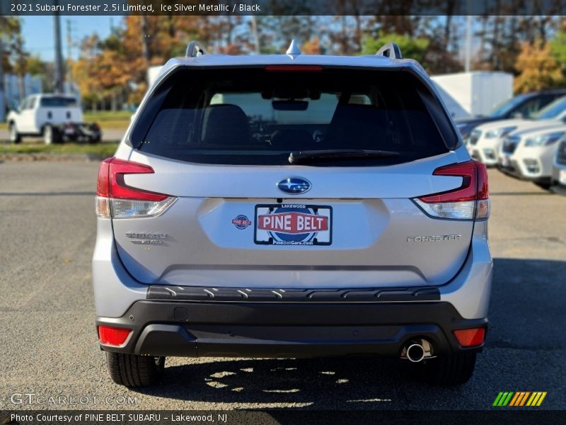 Ice Silver Metallic / Black 2021 Subaru Forester 2.5i Limited