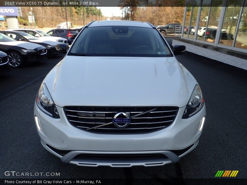 Ice White / Off Black 2017 Volvo XC60 T5 Dynamic