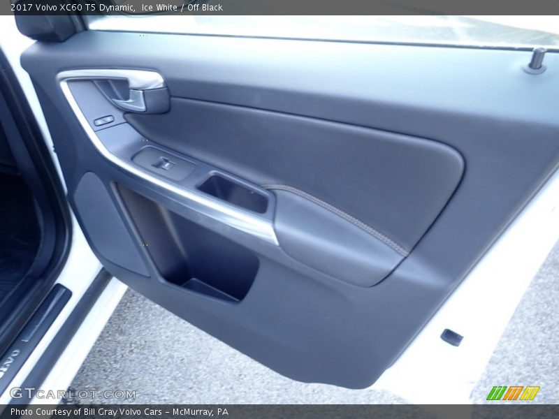 Ice White / Off Black 2017 Volvo XC60 T5 Dynamic