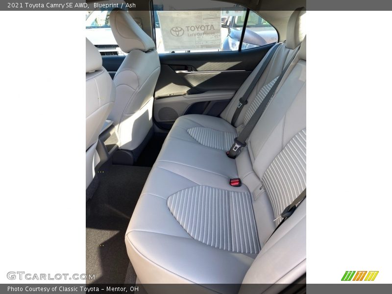 Blueprint / Ash 2021 Toyota Camry SE AWD