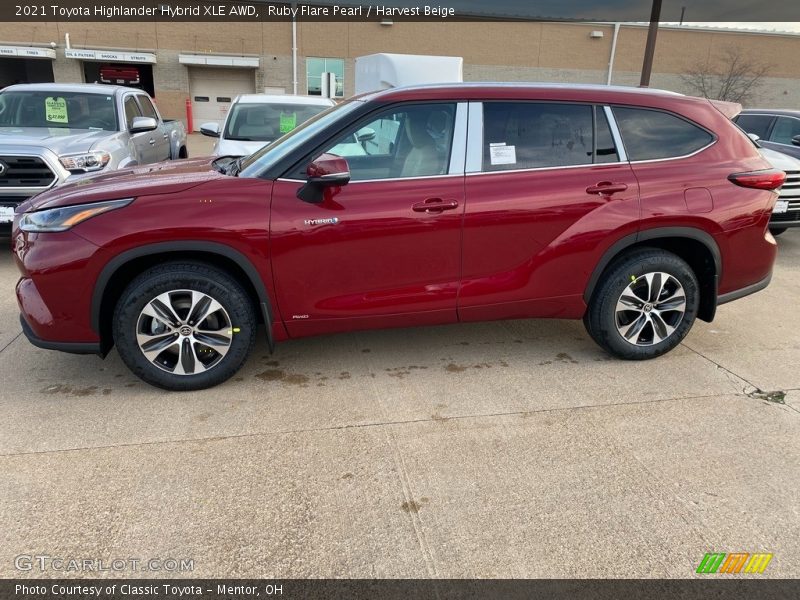 Ruby Flare Pearl / Harvest Beige 2021 Toyota Highlander Hybrid XLE AWD