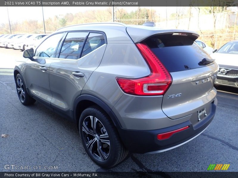 Pebble Grey Metallic / Blond/Charcoal 2021 Volvo XC40 T5 Inscription AWD