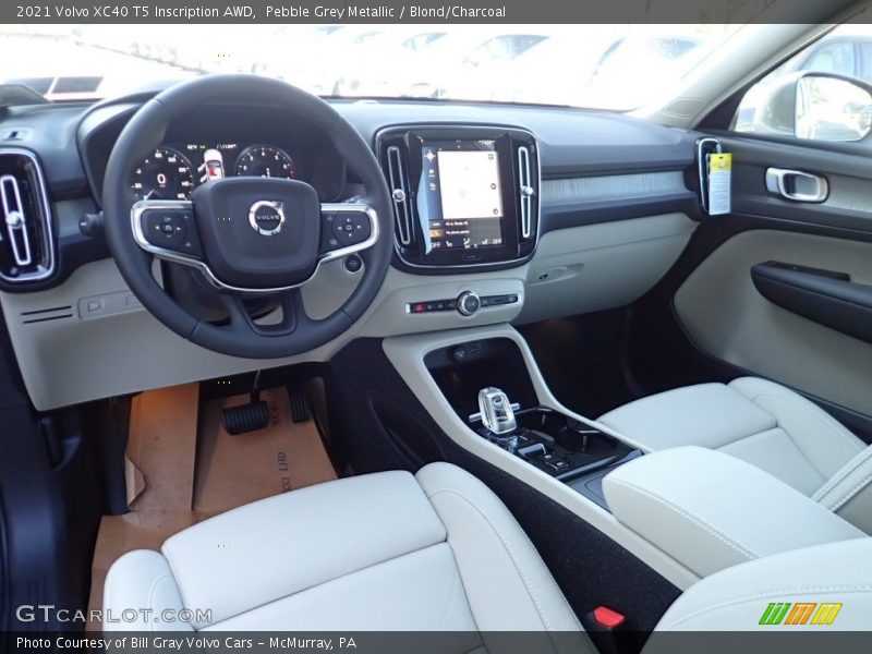  2021 XC40 T5 Inscription AWD Blond/Charcoal Interior