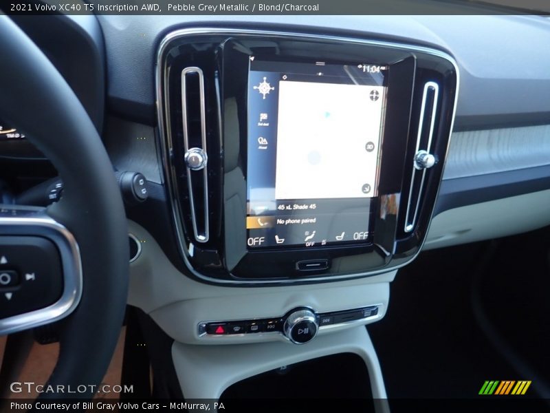 Controls of 2021 XC40 T5 Inscription AWD
