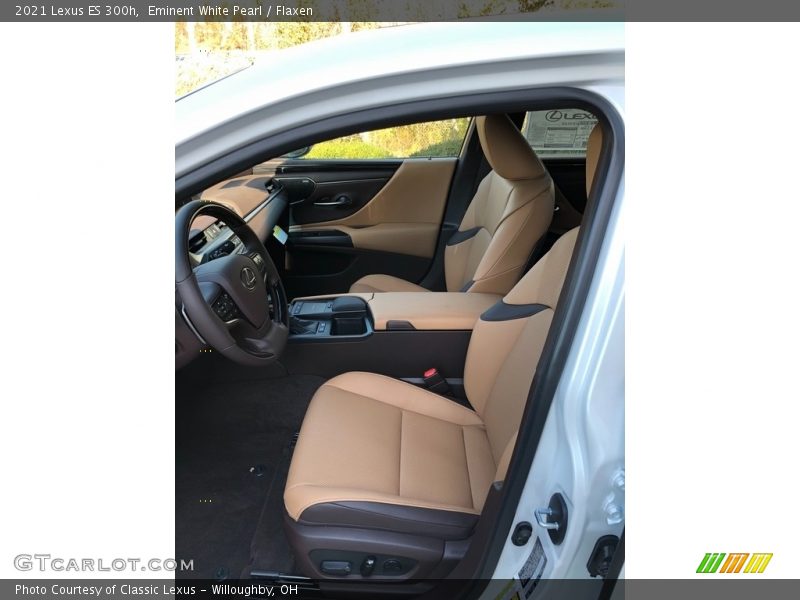 Eminent White Pearl / Flaxen 2021 Lexus ES 300h