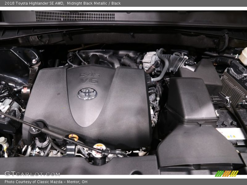 Midnight Black Metallic / Black 2018 Toyota Highlander SE AWD