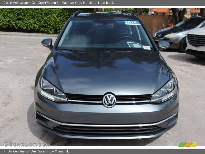 Platinum Gray Metallic / Titan Black 2018 Volkswagen Golf SportWagen S