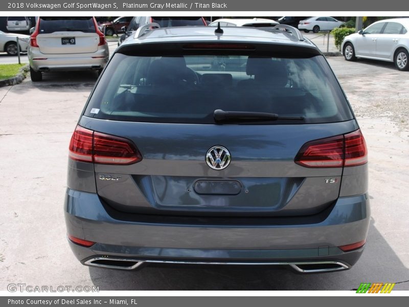 Platinum Gray Metallic / Titan Black 2018 Volkswagen Golf SportWagen S