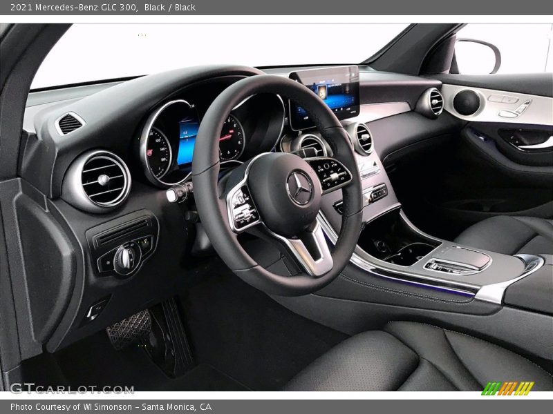 Black / Black 2021 Mercedes-Benz GLC 300