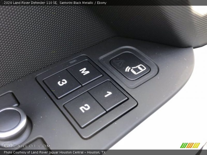 Santorini Black Metallic / Ebony 2020 Land Rover Defender 110 SE