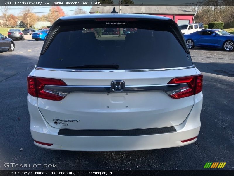 White Diamond Pearl / Gray 2018 Honda Odyssey EX-L