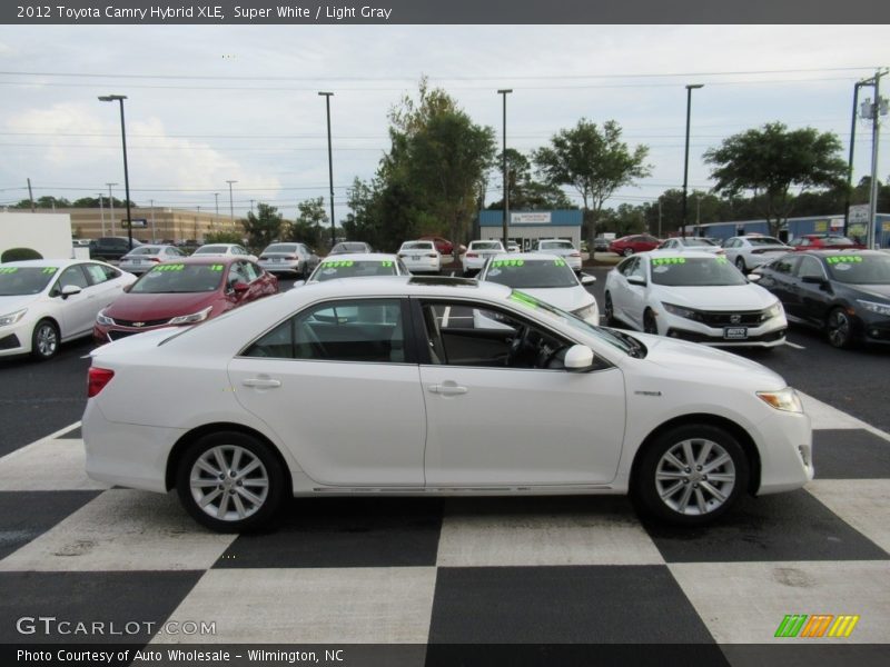 Super White / Light Gray 2012 Toyota Camry Hybrid XLE