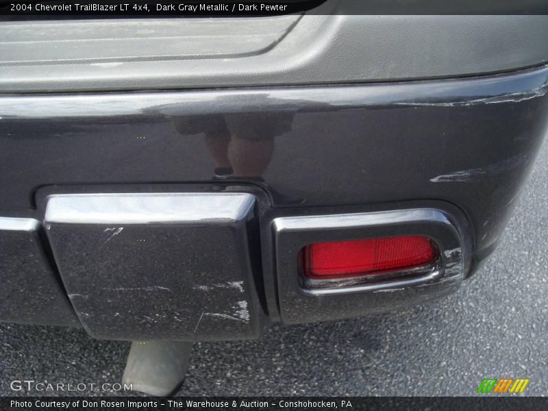 Dark Gray Metallic / Dark Pewter 2004 Chevrolet TrailBlazer LT 4x4