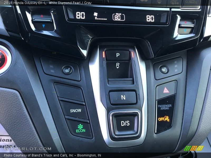 White Diamond Pearl / Gray 2018 Honda Odyssey EX-L
