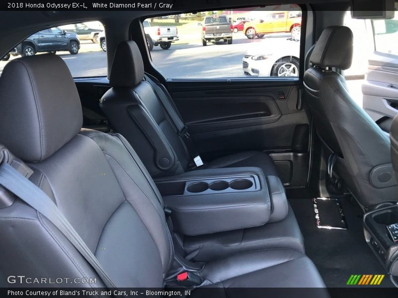 White Diamond Pearl / Gray 2018 Honda Odyssey EX-L