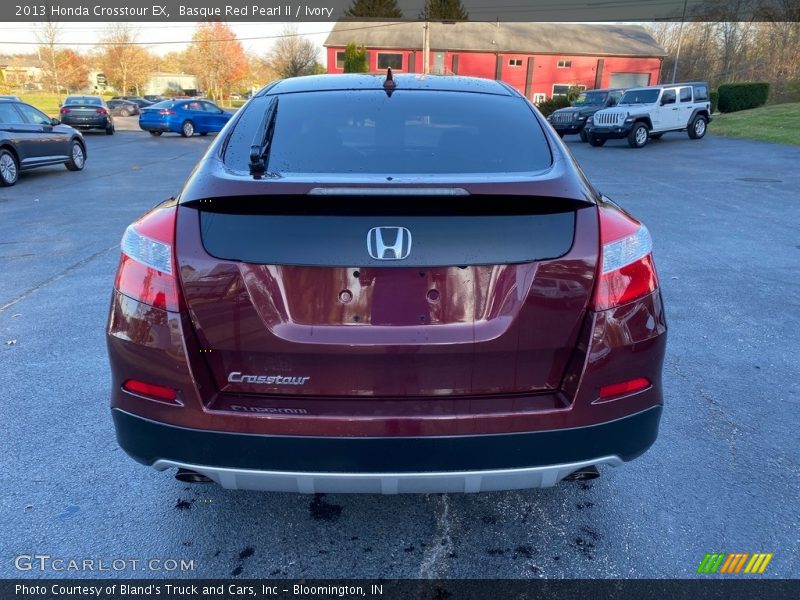 Basque Red Pearl II / Ivory 2013 Honda Crosstour EX