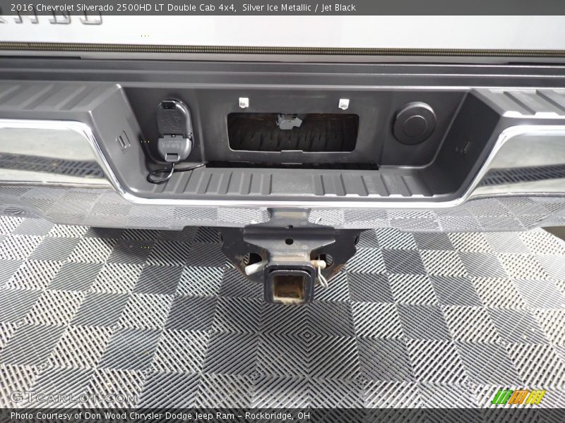 Silver Ice Metallic / Jet Black 2016 Chevrolet Silverado 2500HD LT Double Cab 4x4