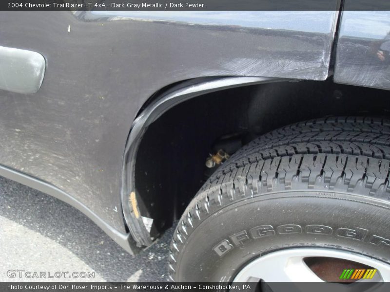 Dark Gray Metallic / Dark Pewter 2004 Chevrolet TrailBlazer LT 4x4