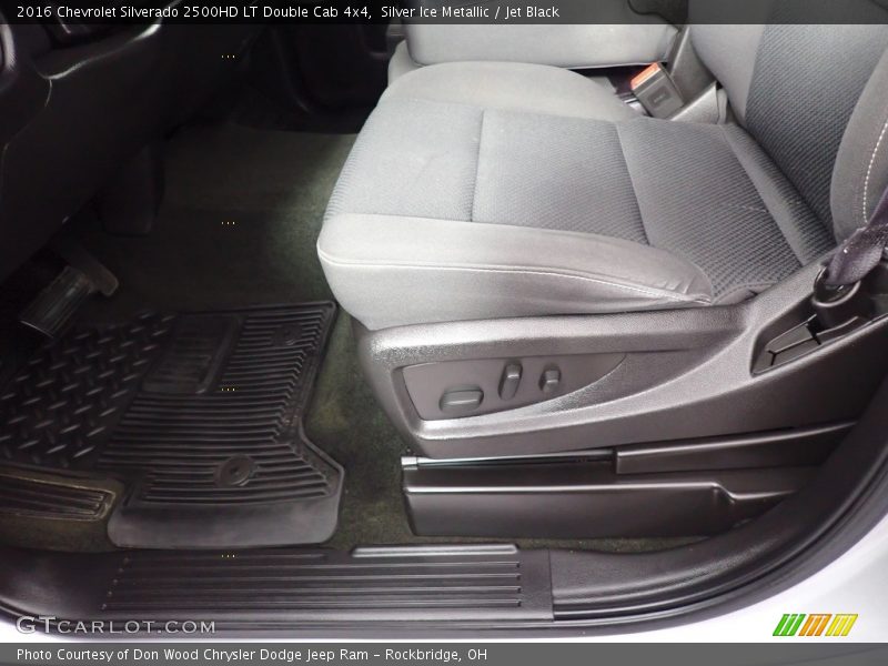 Silver Ice Metallic / Jet Black 2016 Chevrolet Silverado 2500HD LT Double Cab 4x4