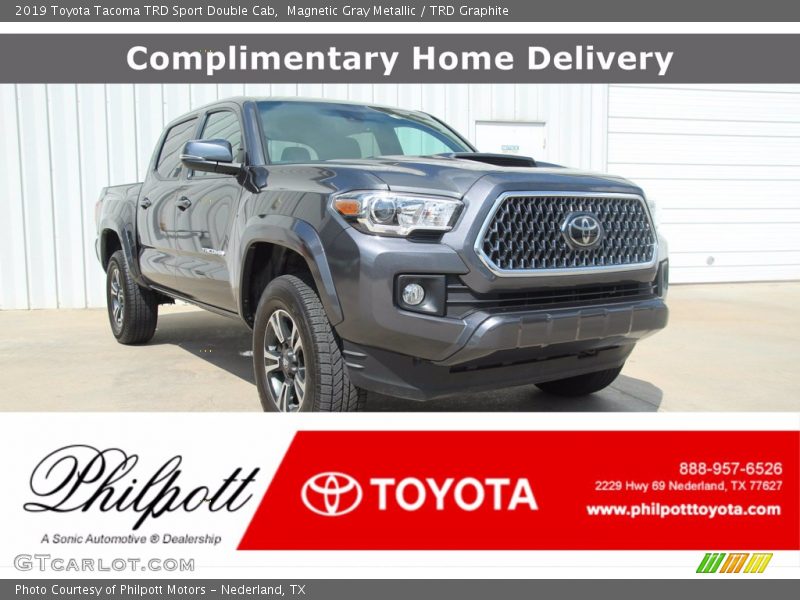 Magnetic Gray Metallic / TRD Graphite 2019 Toyota Tacoma TRD Sport Double Cab