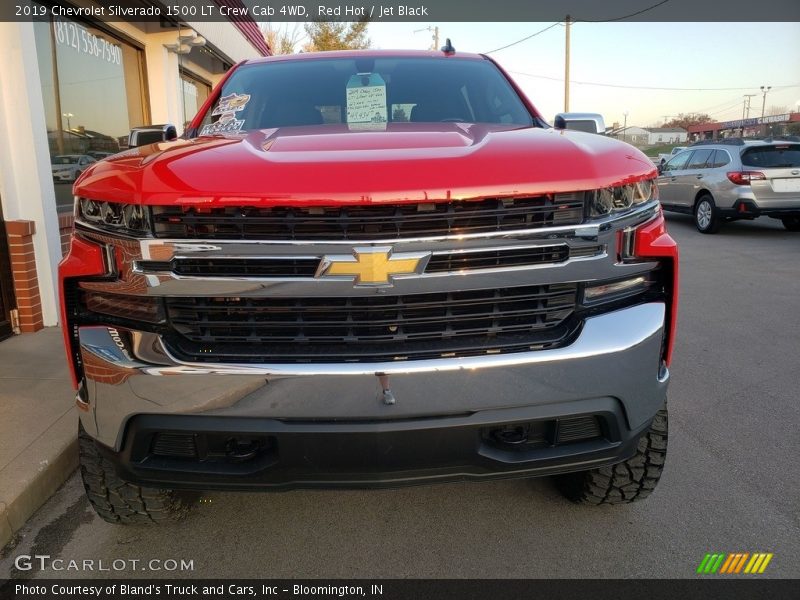 Red Hot / Jet Black 2019 Chevrolet Silverado 1500 LT Crew Cab 4WD