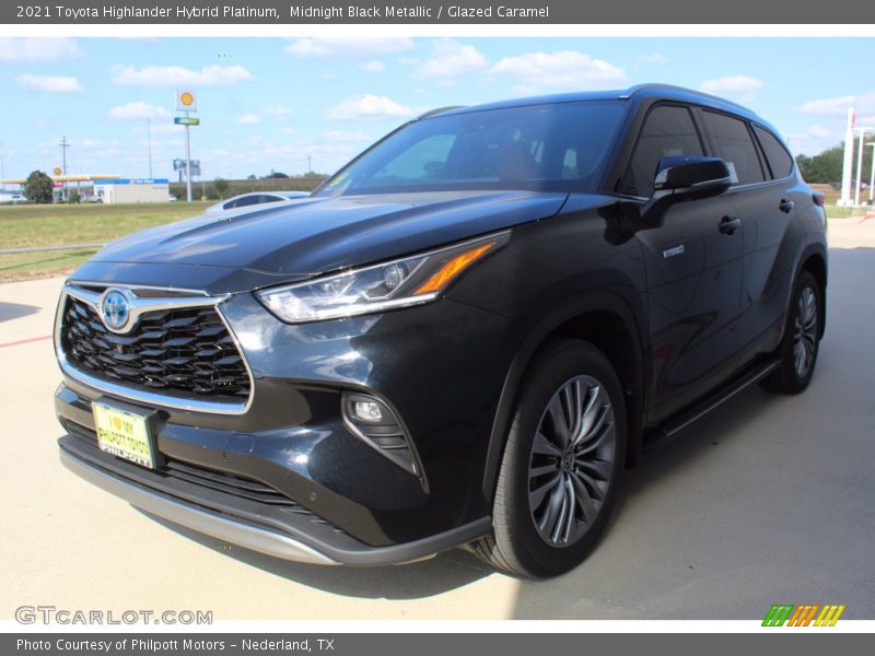 Midnight Black Metallic / Glazed Caramel 2021 Toyota Highlander Hybrid Platinum