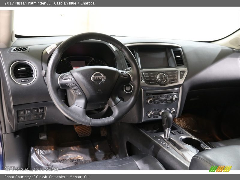 Caspian Blue / Charcoal 2017 Nissan Pathfinder SL