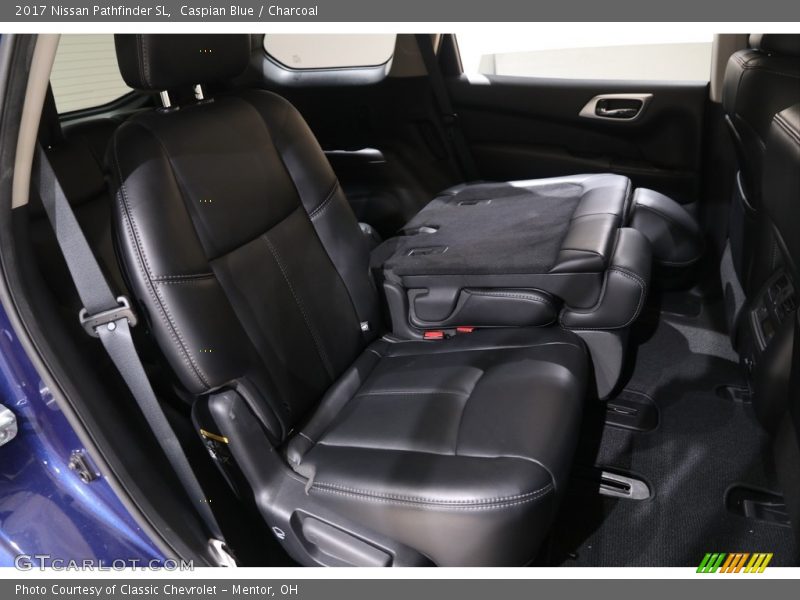 Caspian Blue / Charcoal 2017 Nissan Pathfinder SL