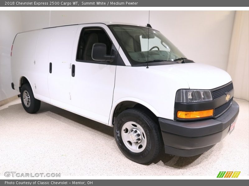 Summit White / Medium Pewter 2018 Chevrolet Express 2500 Cargo WT