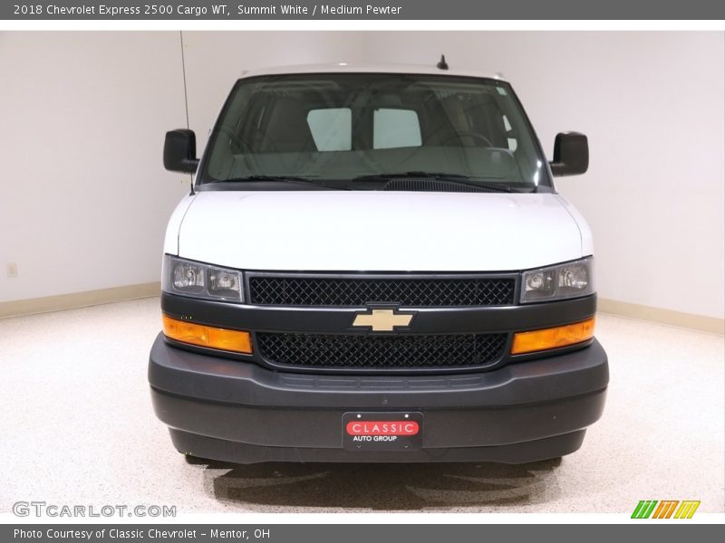 Summit White / Medium Pewter 2018 Chevrolet Express 2500 Cargo WT