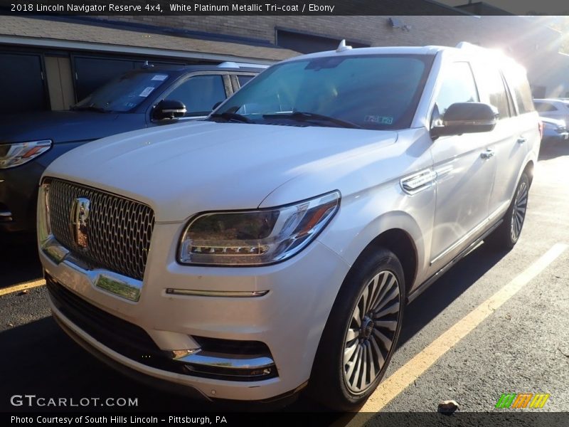 White Platinum Metallic Tri-coat / Ebony 2018 Lincoln Navigator Reserve 4x4