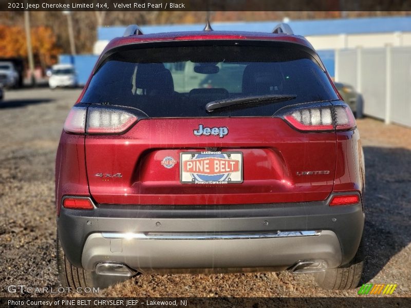 Velvet Red Pearl / Black 2021 Jeep Cherokee Limited 4x4
