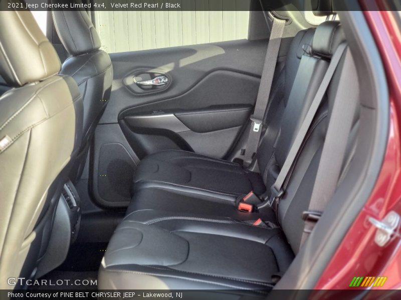 Velvet Red Pearl / Black 2021 Jeep Cherokee Limited 4x4