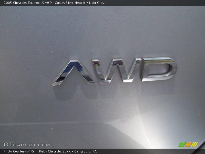 Galaxy Silver Metallic / Light Gray 2005 Chevrolet Equinox LS AWD