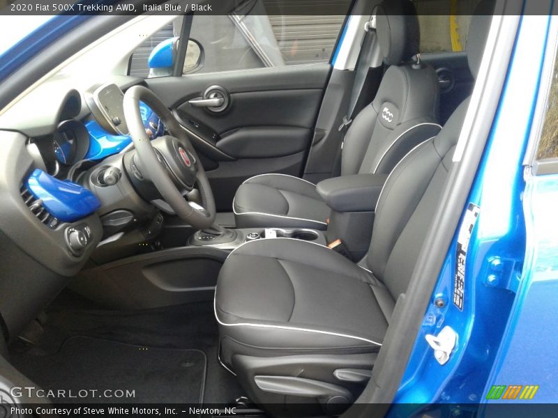  2020 500X Trekking AWD Black Interior